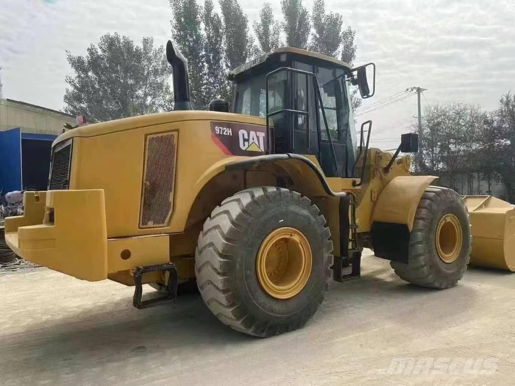 CAT 972 H Фронтальні навантажувачі