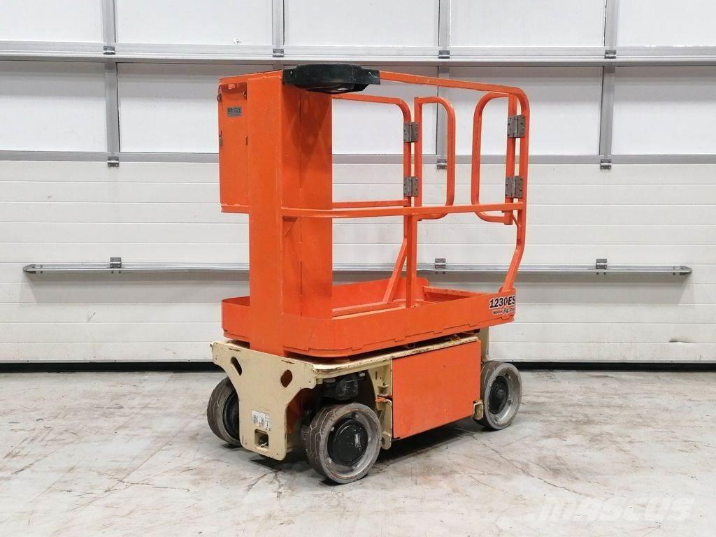 JLG 1230ES Інші підйомники і платформи