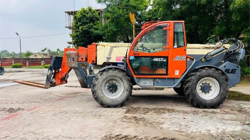 JLG 4017PS Телескопічні навантажувачі