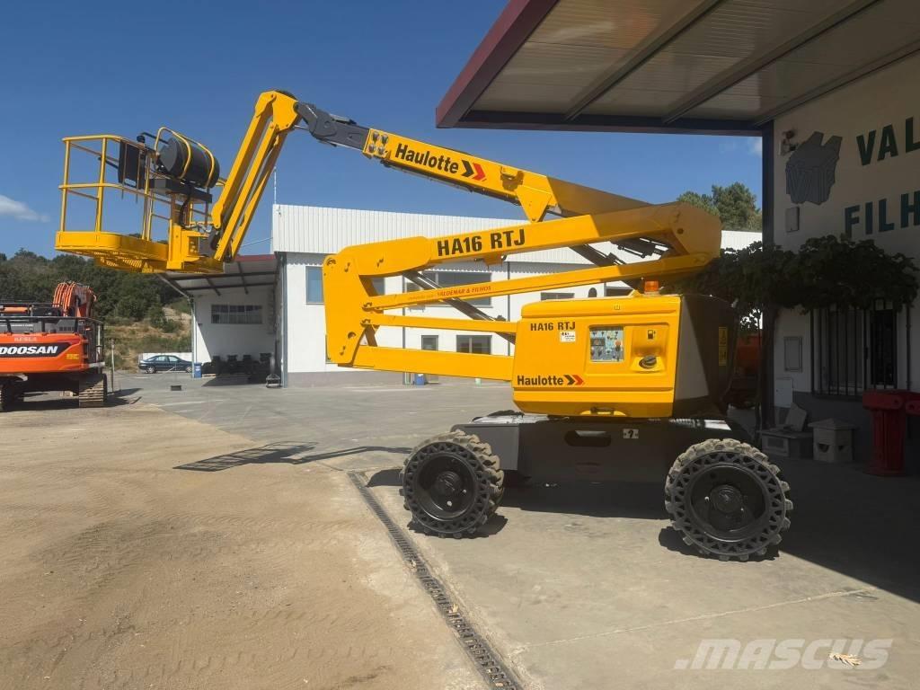 Haulotte HA 16 RTJ Колінчаті підйомники