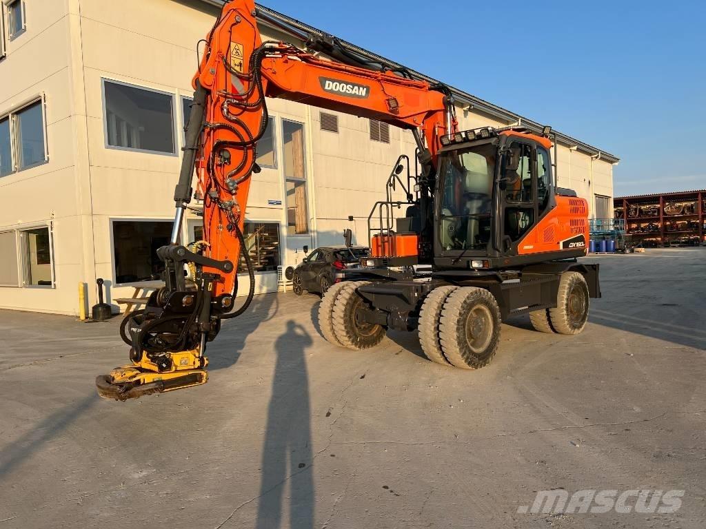 Doosan DX160W-5 Колісні екскаватори