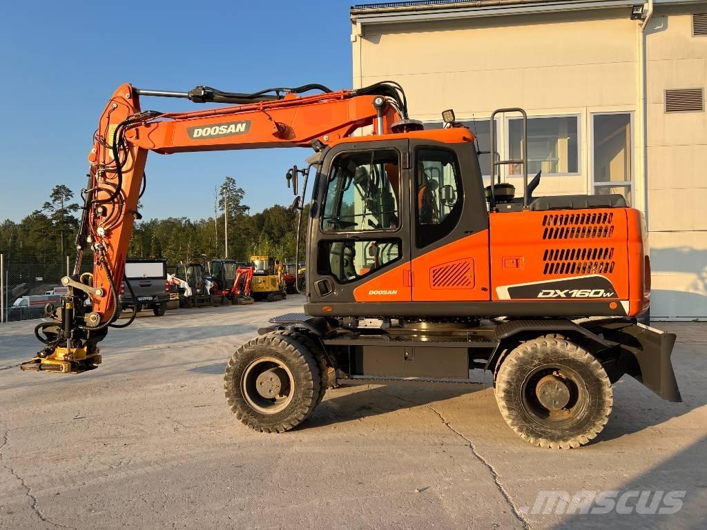 Doosan DX160W-5 Колісні екскаватори