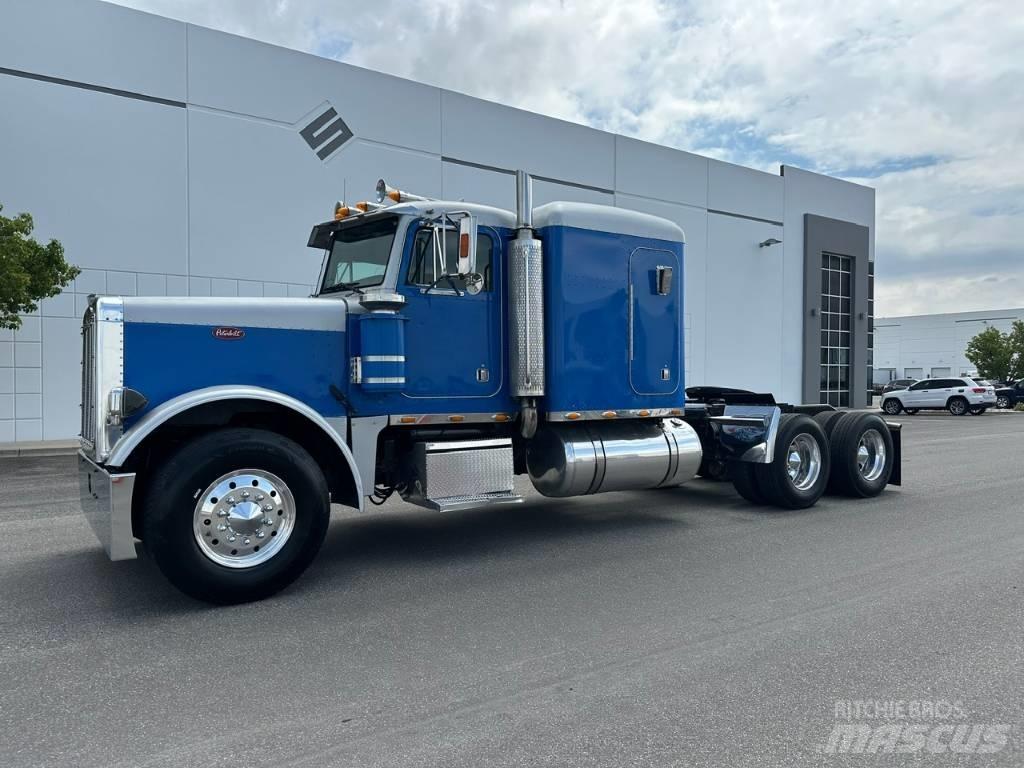 Peterbilt 379 Тягачі