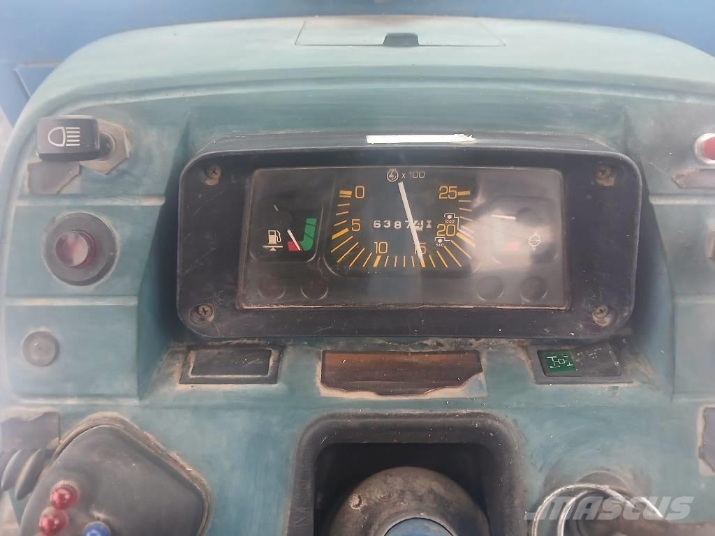 Ford 5610 II Farmall Трактори