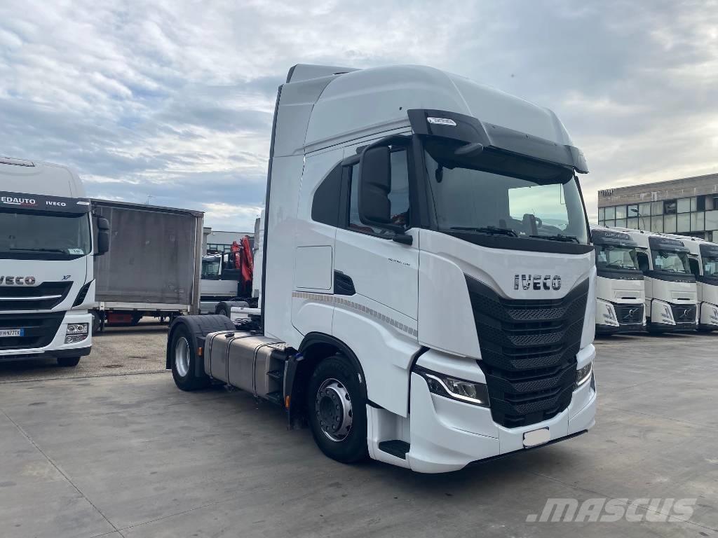 Iveco S-Way 530 Тягачі