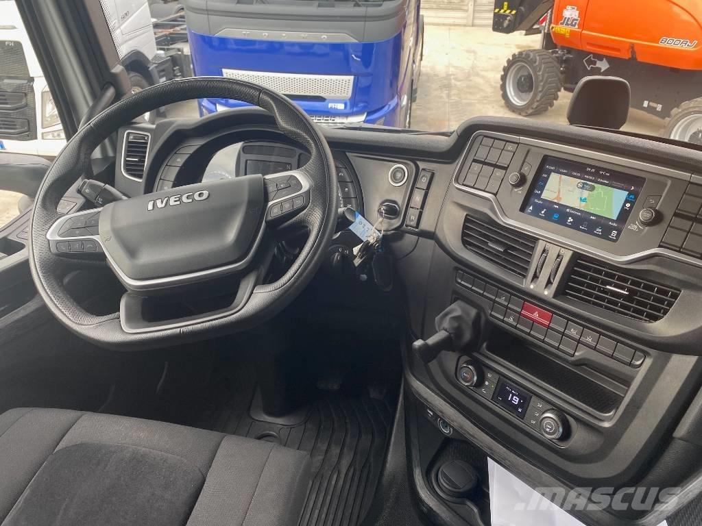 Iveco S-Way 530 Тягачі