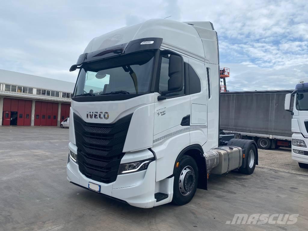 Iveco S-Way 530 Тягачі
