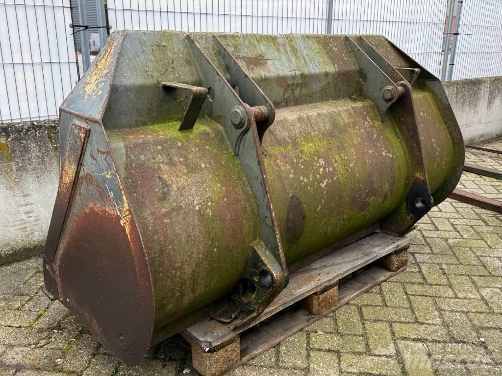 Schaeff SKL833 Фронтальні навантажувачі