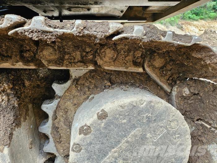 Volvo EC210BLC Середні екскаватори 7т. - 12т.