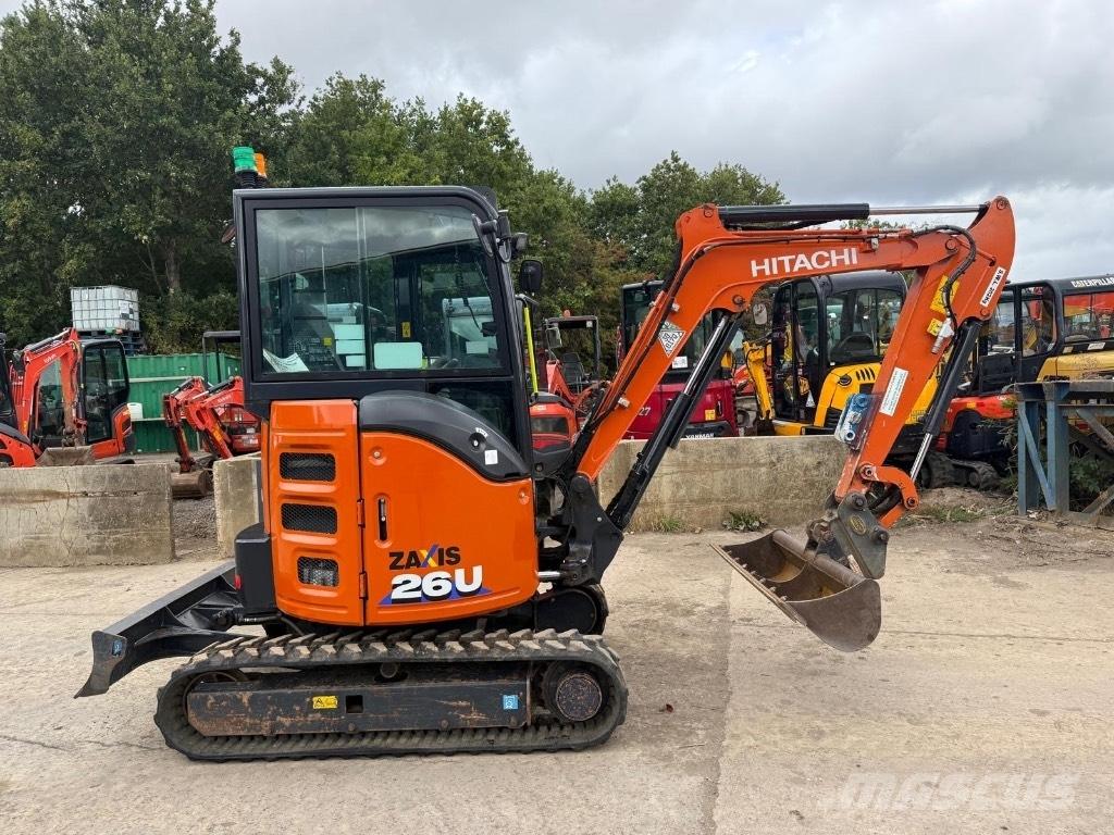 Hitachi ZX 26 U-6 CR Міні-екскаватори < 7т