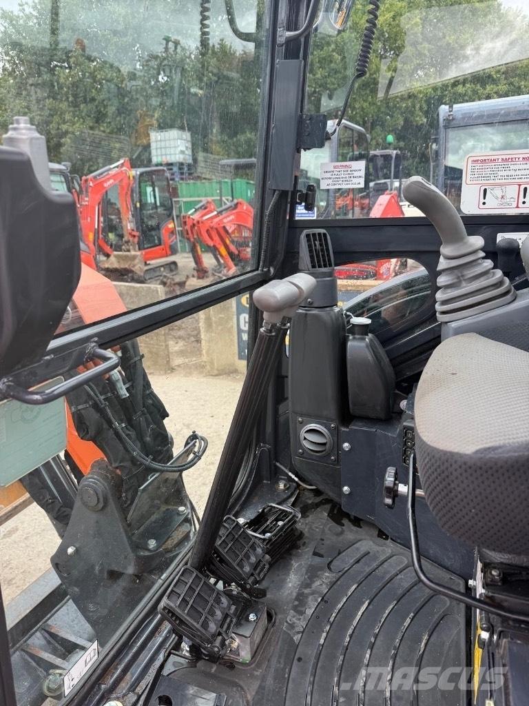 Hitachi ZX 26 U-6 CR Міні-екскаватори < 7т