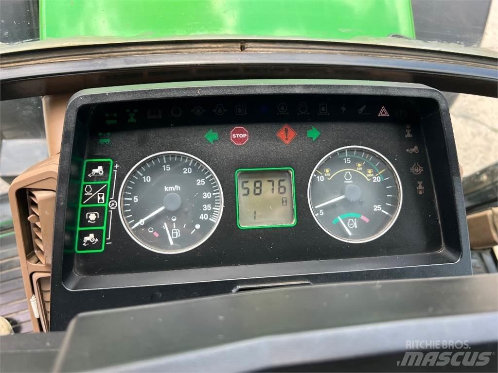 John Deere 7810 Трактори