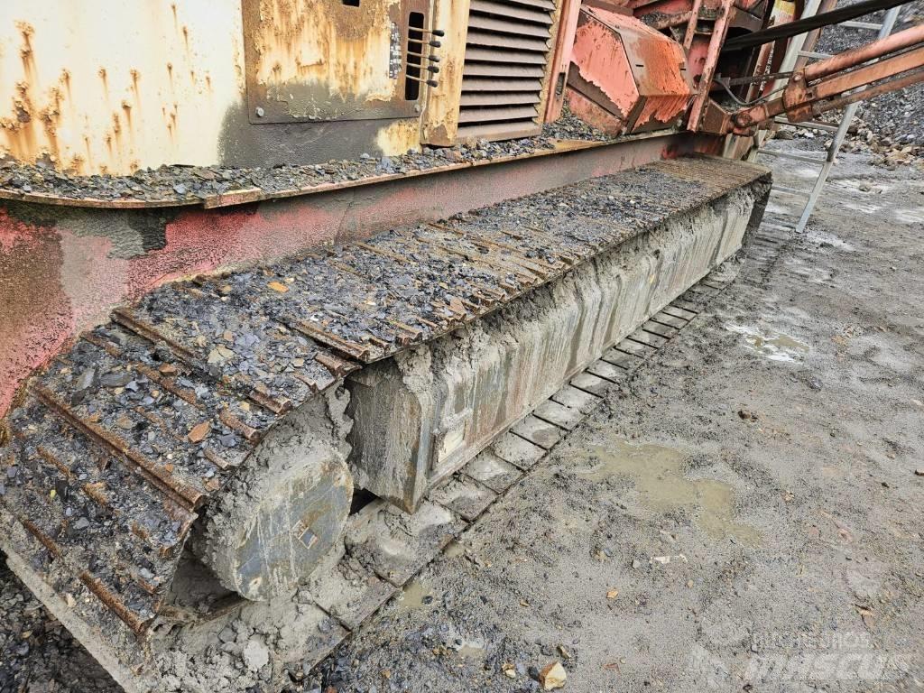 Sandvik QA 440 Мобільні грохоти