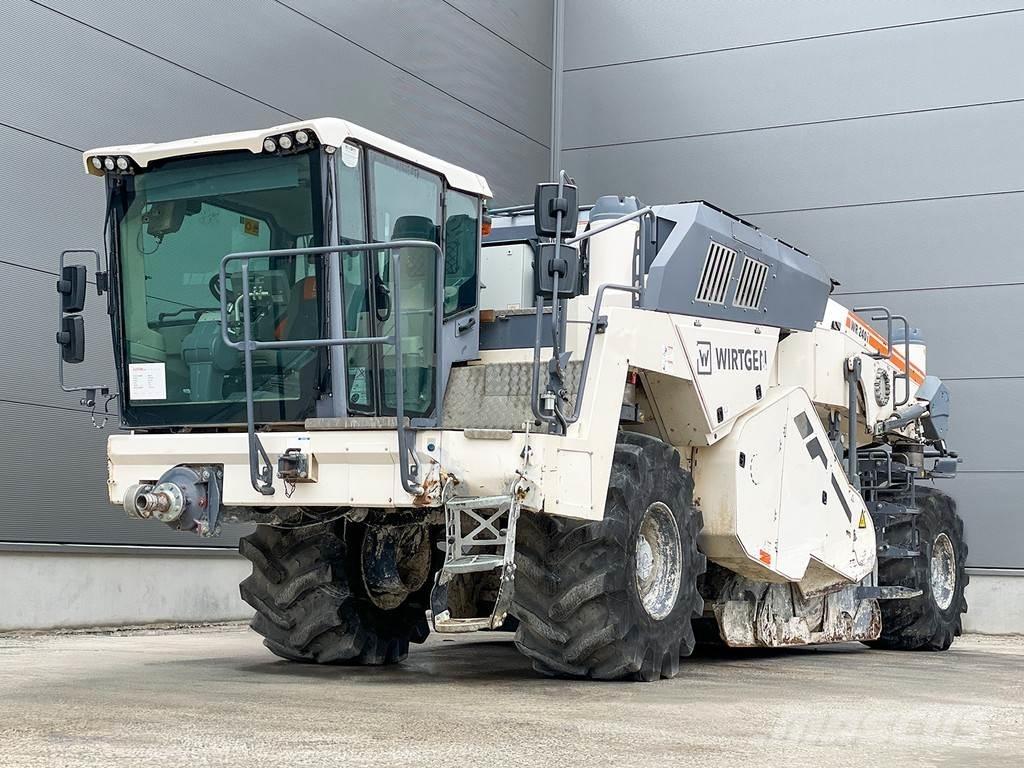 Wirtgen WR 240I Ресайклери