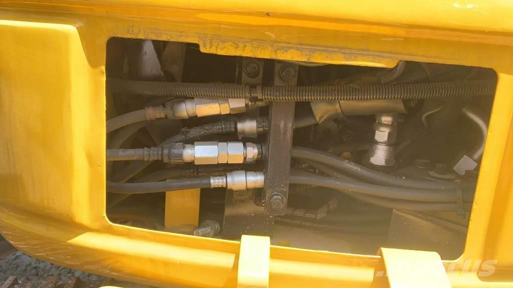 Komatsu PC 40 MR Гусеничні екскаватори