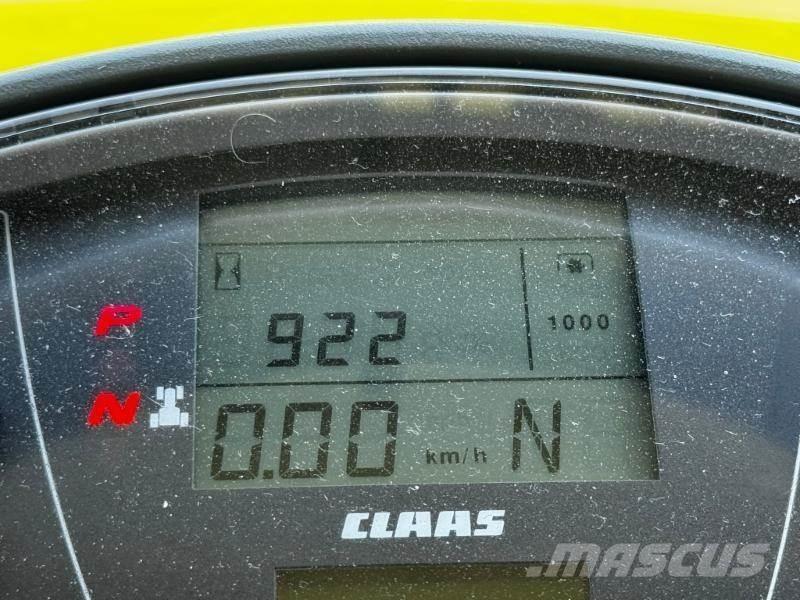 CLAAS AXION 870 Трактори