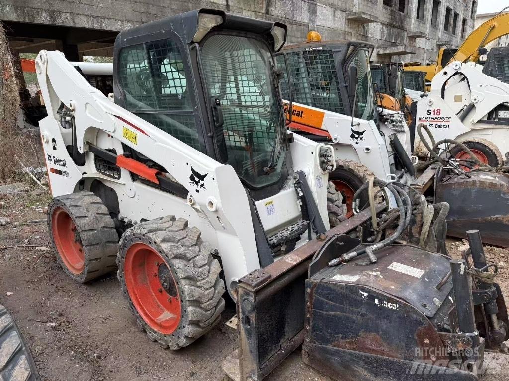 Bobcat S 220 S750 Міні-навантажувачі
