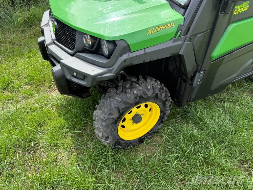 John Deere XUV 865 Підсобні машини