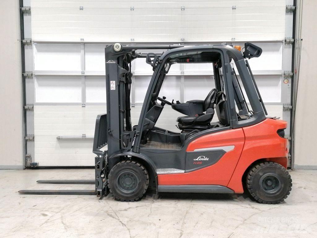 Linde H25T-01 Електронавантажувачі