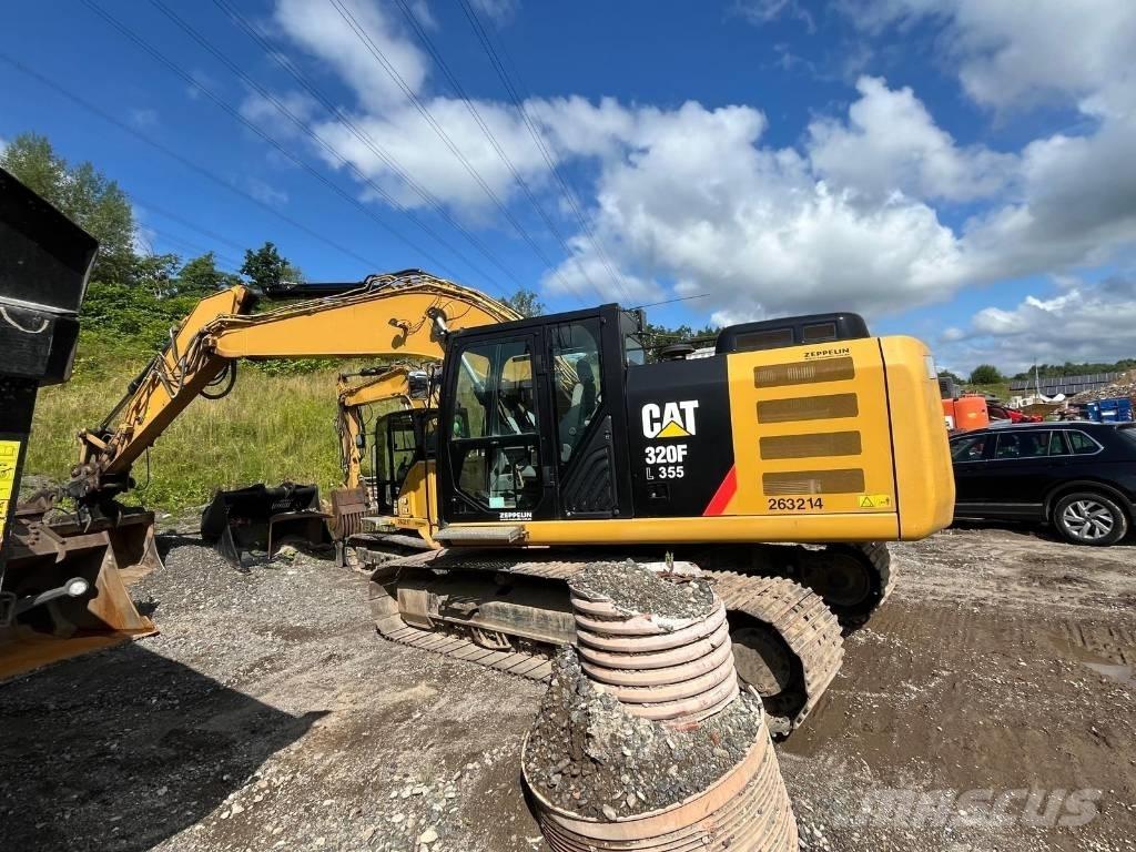CAT 320 FL Гусеничні екскаватори
