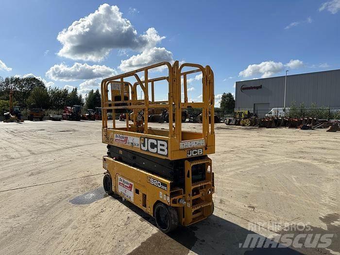 JCB S2032E Підйомники-ножиці