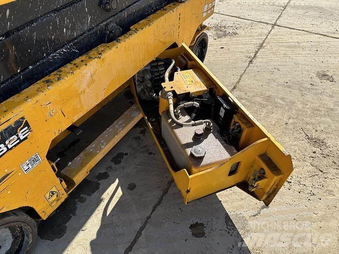 JCB S2032E Підйомники-ножиці