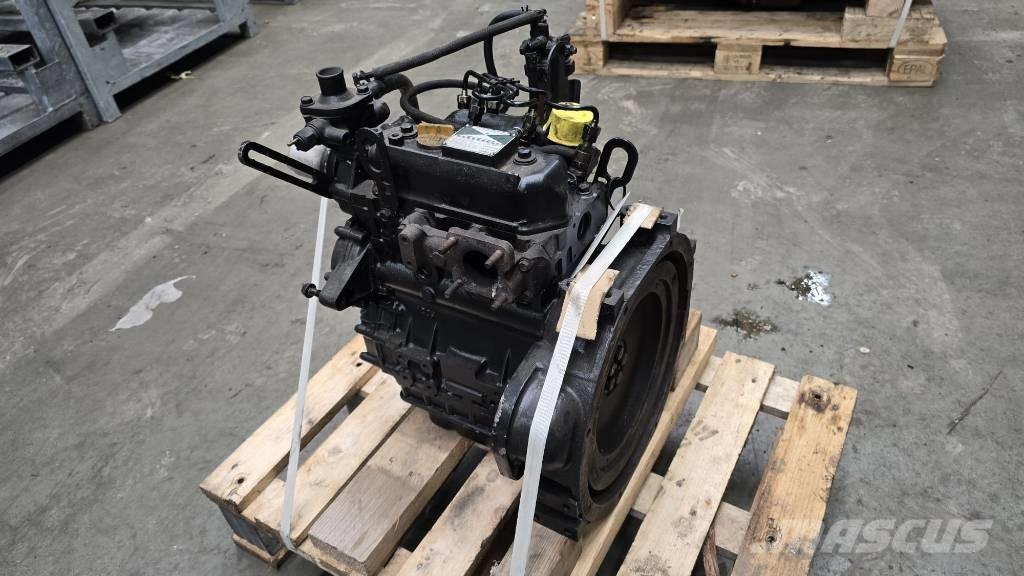 Yanmar 3TNE68 Двигуни