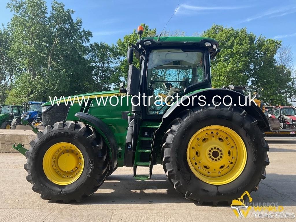 John Deere 7310 R Трактори