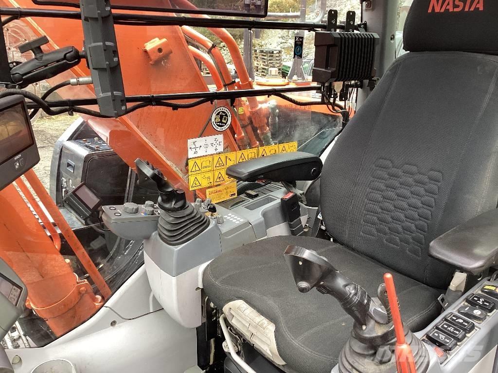 Hitachi ZX190LC-6 Гусеничні екскаватори