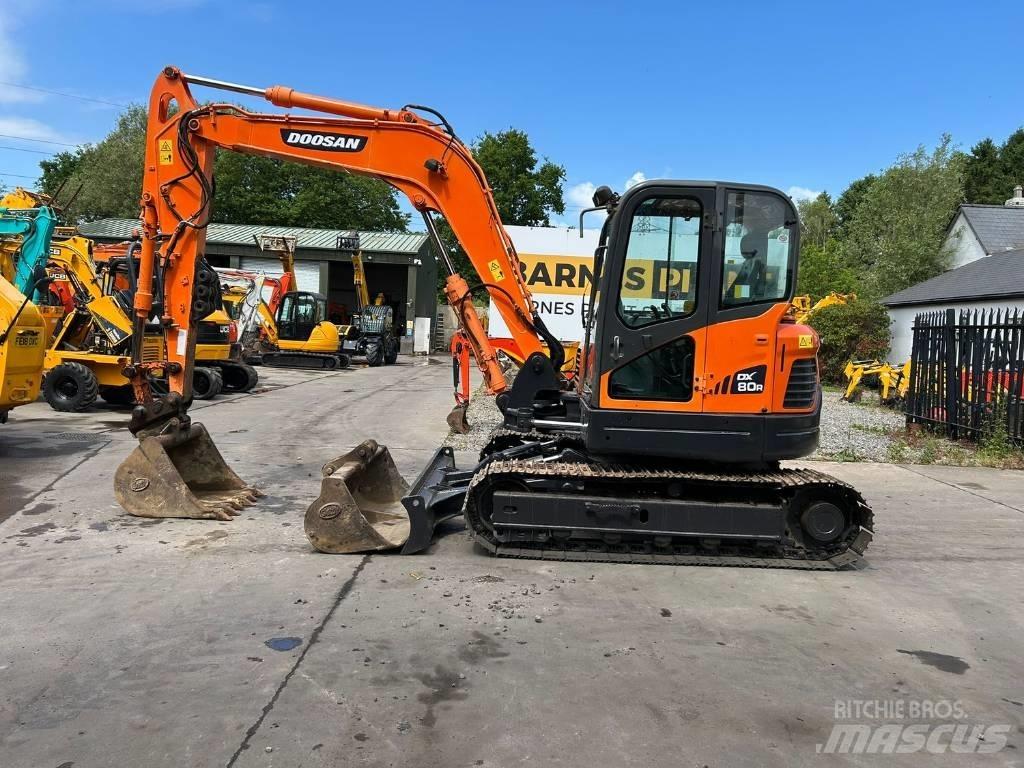 Doosan DX 80 R Середні екскаватори 7т. - 12т.