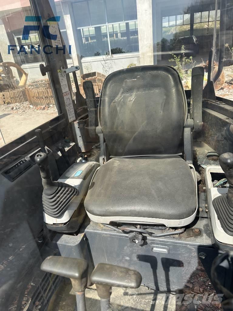 Komatsu PC 35 MR Міні-екскаватори < 7т