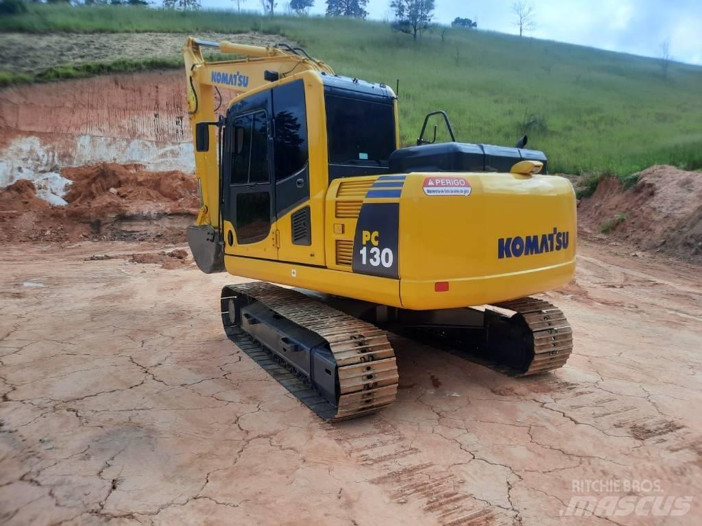 Komatsu PC130 Гусеничні екскаватори