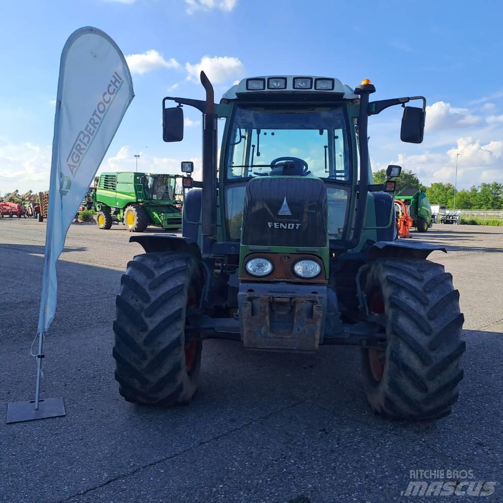 Fendt 312 Vario Трактори