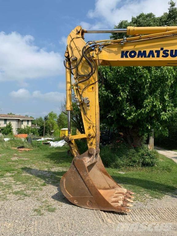 Komatsu PC 210 NLC-8 Гусеничні екскаватори