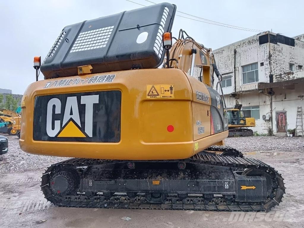 CAT 324 D L Гусеничні екскаватори