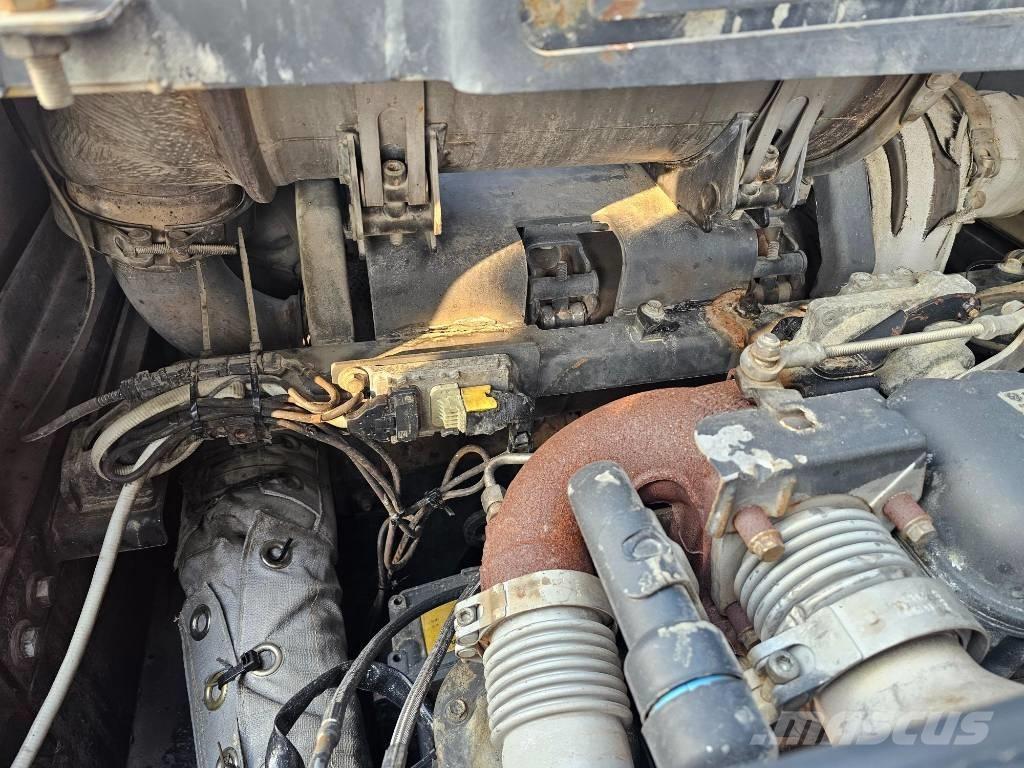 Doosan DX 380 LC-3 Гусеничні екскаватори