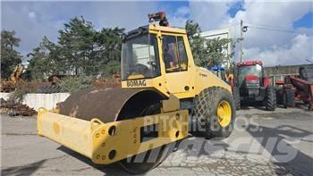 Bomag BW 211 D-40 Котки тротуарні