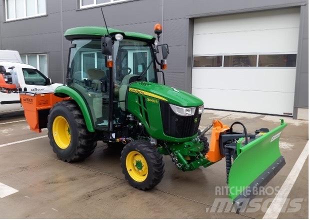 John Deere 3046 R Трактори