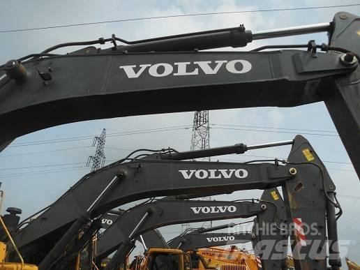 Volvo EC 460 B LC Гусеничні екскаватори