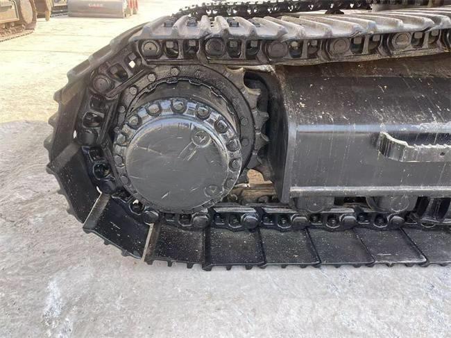 CAT 325 CL Гусеничні екскаватори
