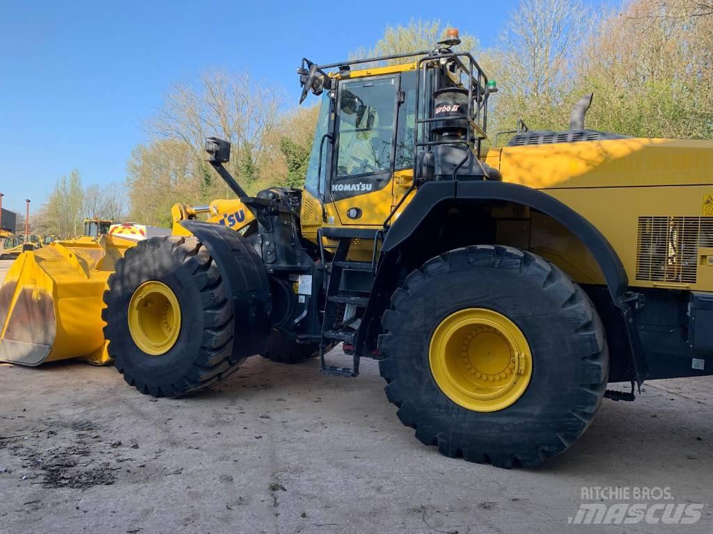 Komatsu WA470-8E0 Фронтальні навантажувачі