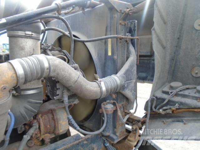 Western Star 4900 SA Тягачі