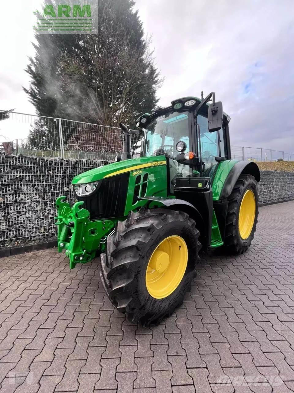 John Deere 6120m Трактори
