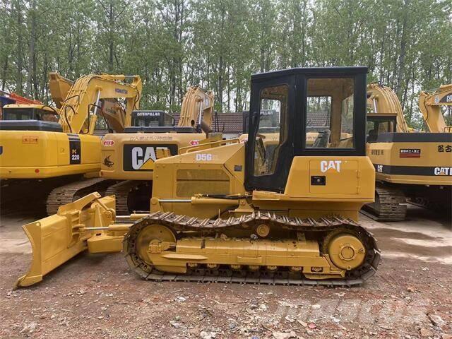 CAT D5G Гусеничні бульдозери