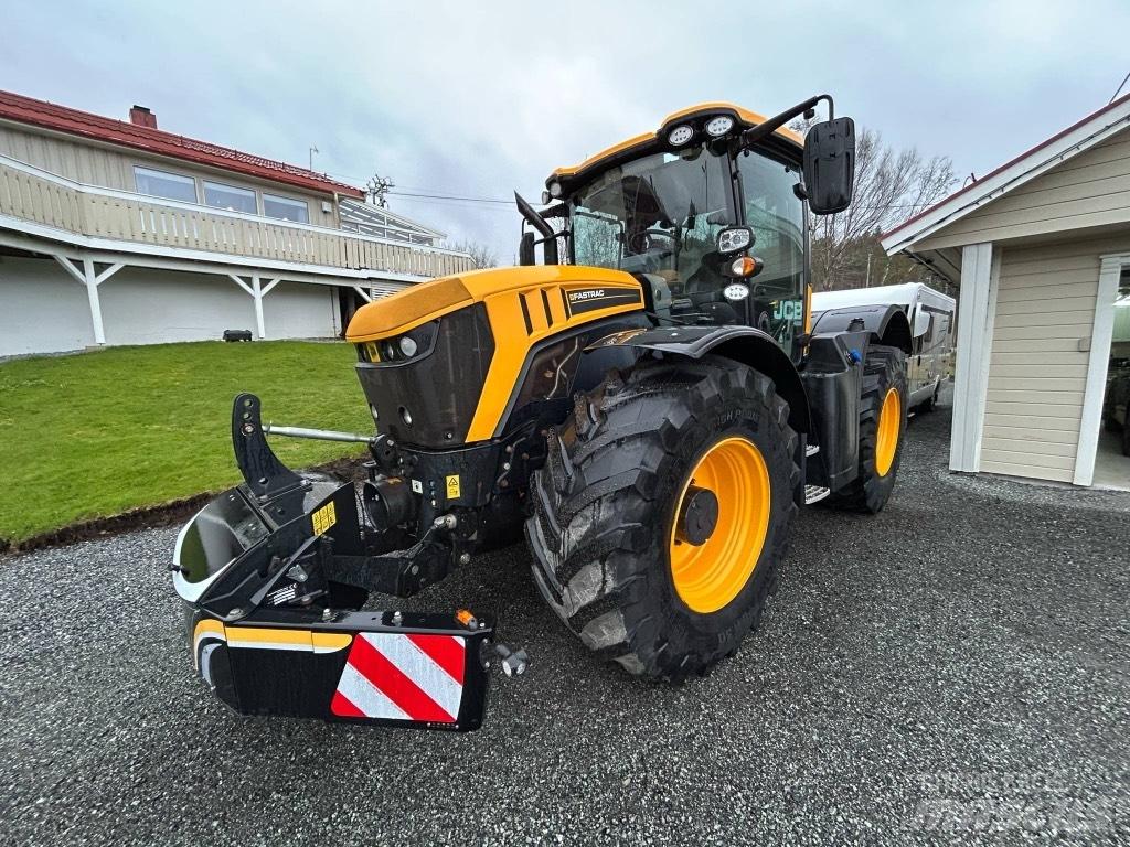 JCB 4220 FASTRAC Трактори