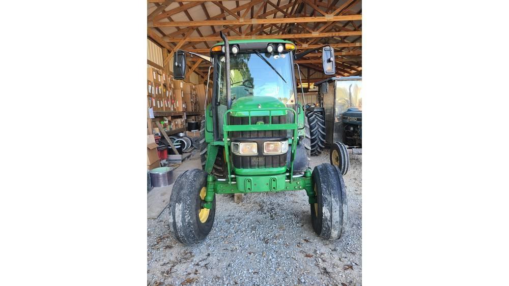 John Deere 6320 Трактори