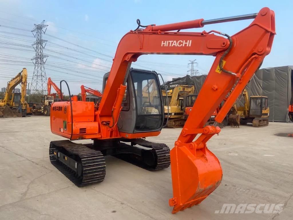 Hitachi EX60 Гусеничні екскаватори
