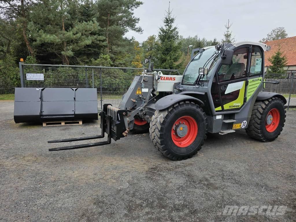 CLAAS Scorpion 7044 Телескопічний навантажувач
