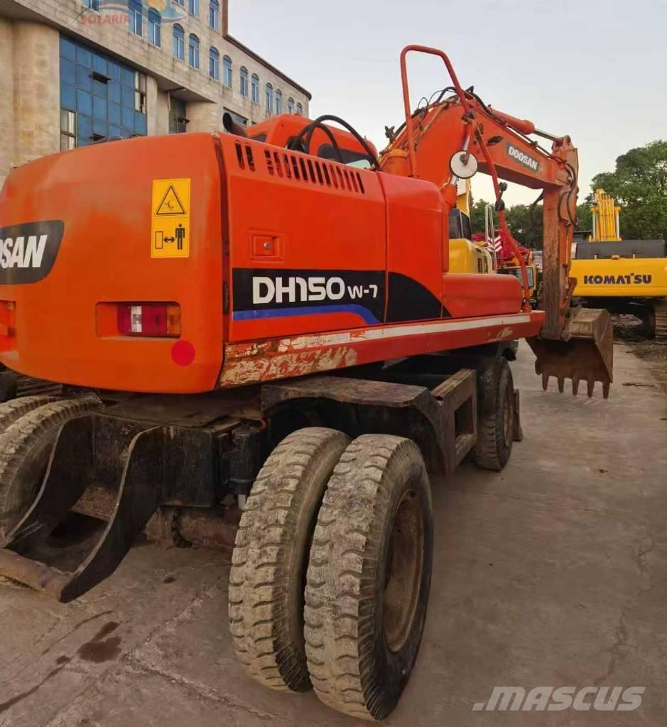 Doosan DH 150 W-7 Колісні екскаватори