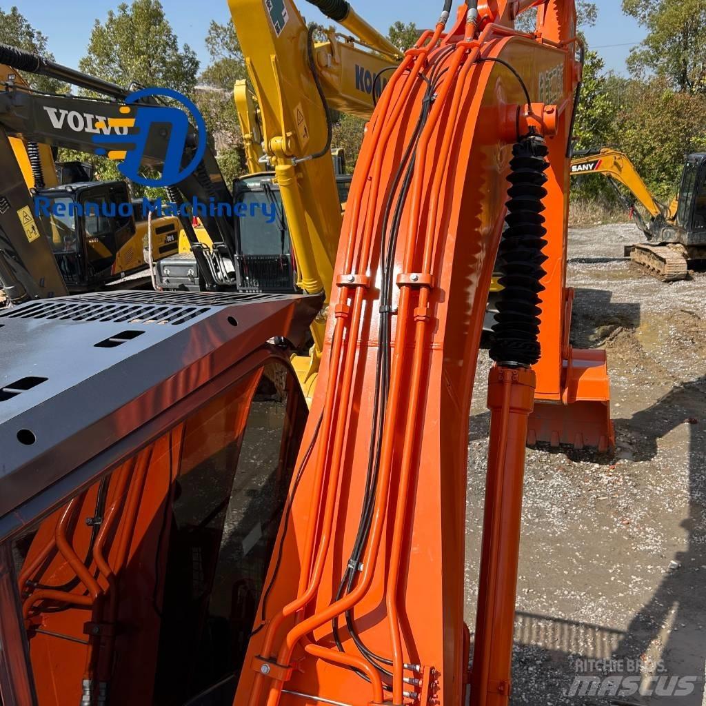 Hitachi ZX 200-3 Гусеничні екскаватори